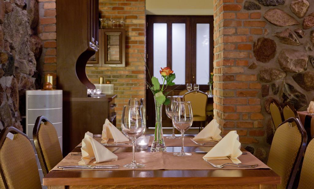 Hotel Masovia Gizycko Ngoại thất bức ảnh