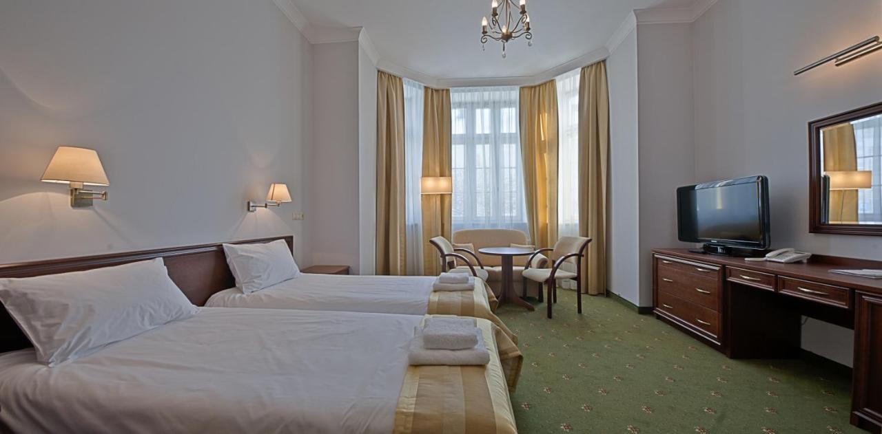 Hotel Masovia Gizycko Ngoại thất bức ảnh